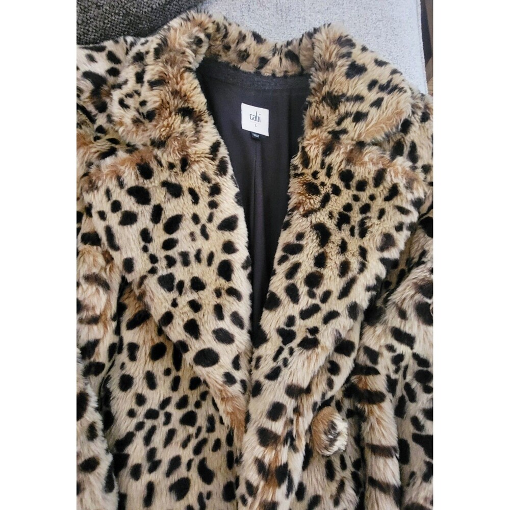 CAbi Josephine Leopard Faux Fur Coat Size Large L #3727 Removable Cuffs Exc Cond - Picture 5 of 9